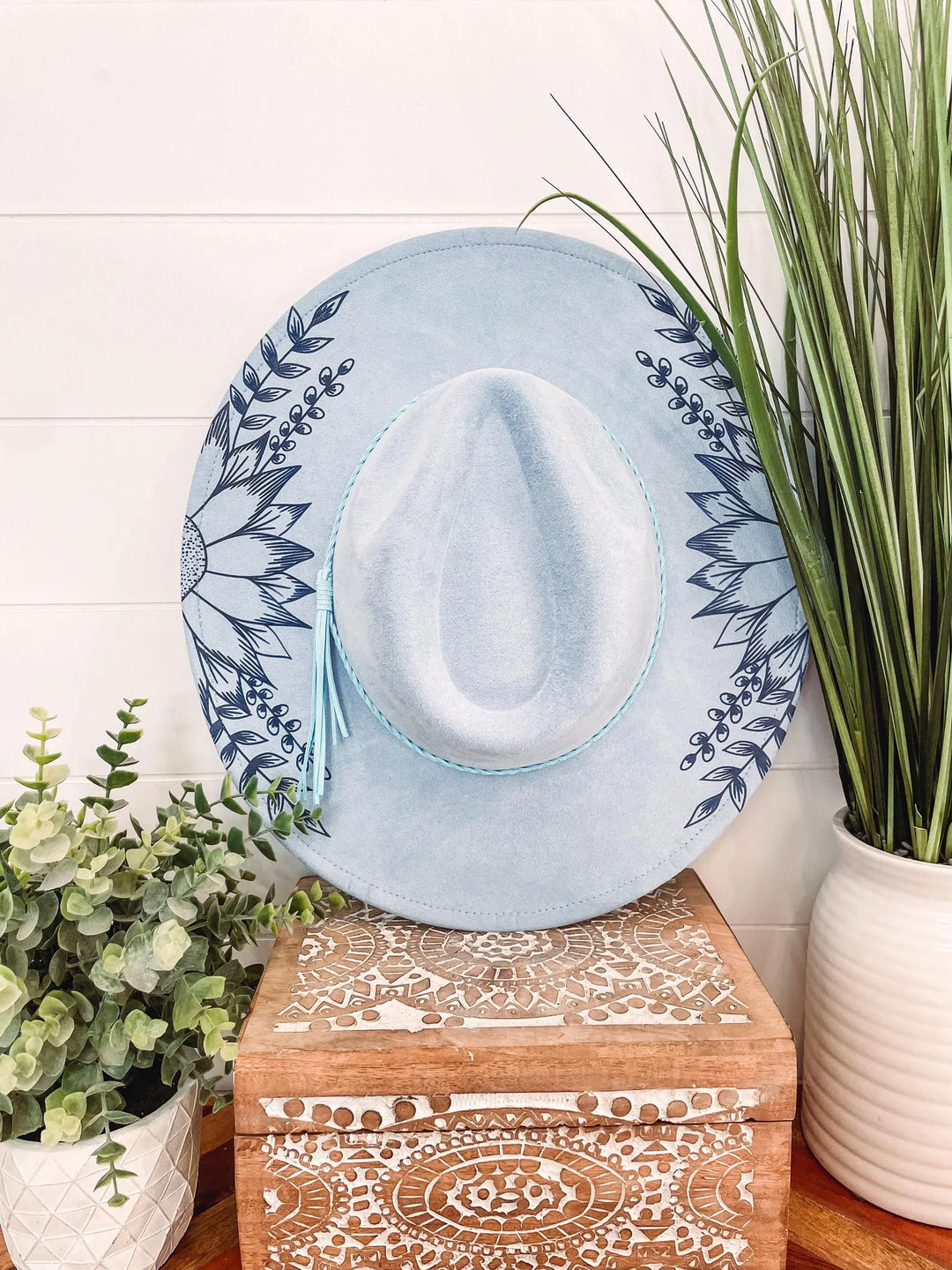 Wide Brim Vegan Suede Hat -lasered