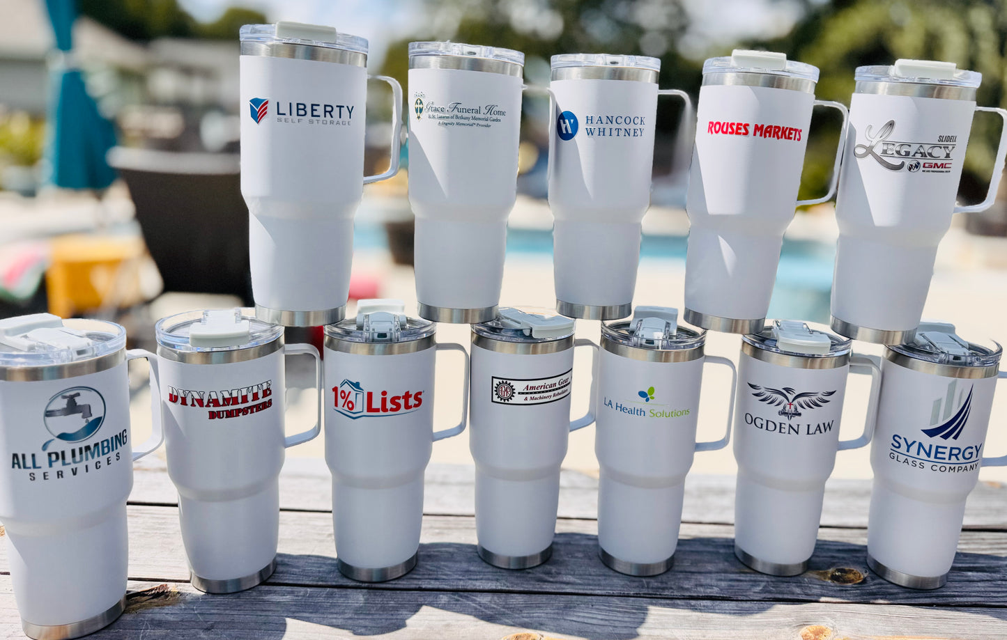 30oz Tumbler with Metal Handle, Insulated, Leak-Proof