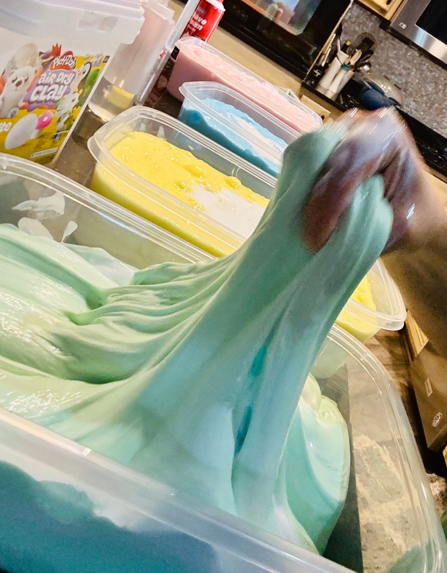 Kids birthday party - Slime Bar & Slime making on location