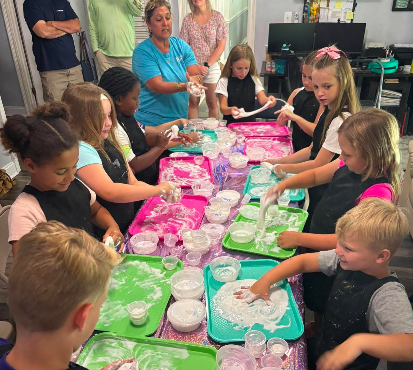 Kids birthday party - Slime Bar & Slime making on location
