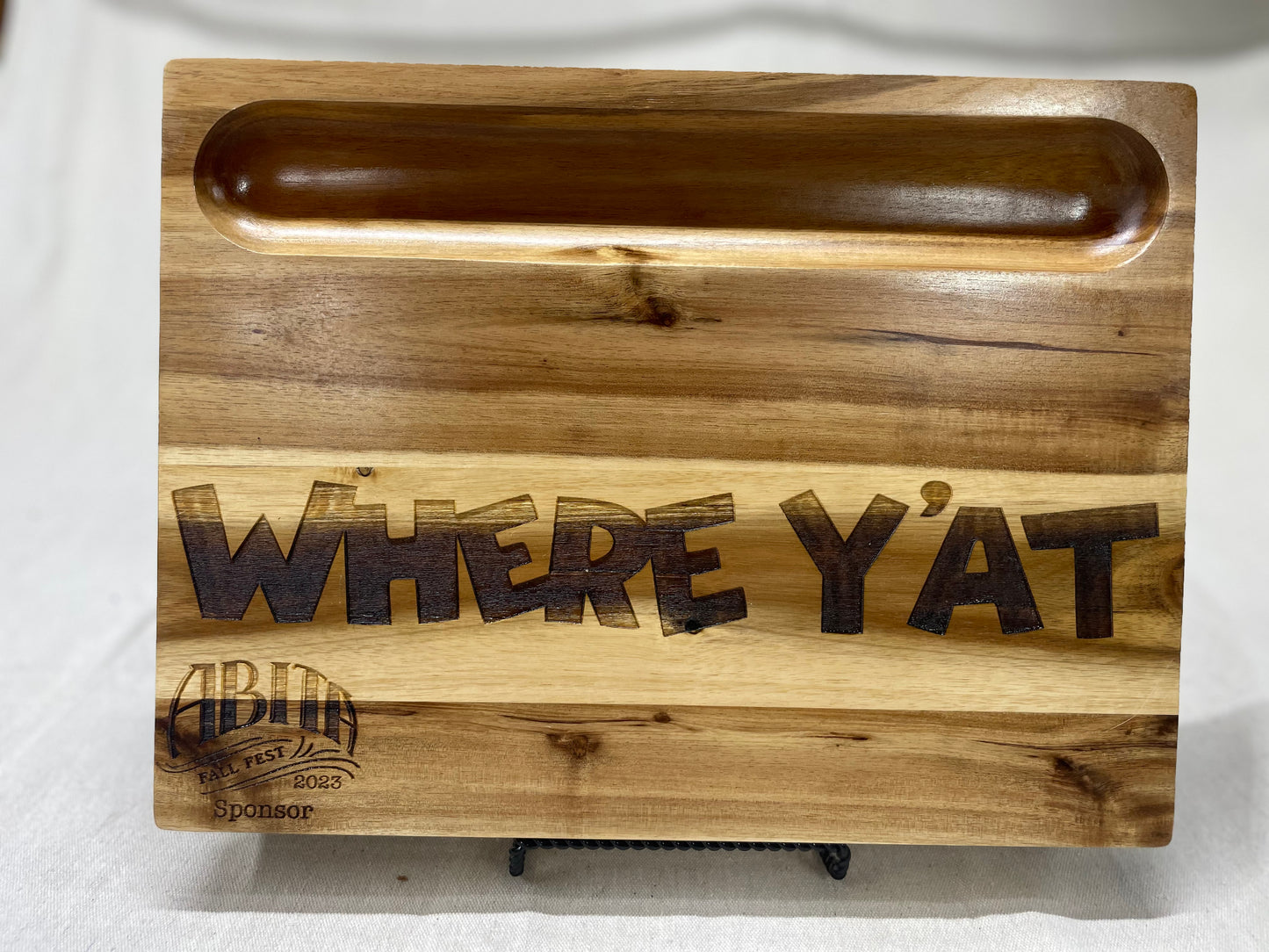 Custom engraved wood cutting/serving/display board with cracker/dip tray