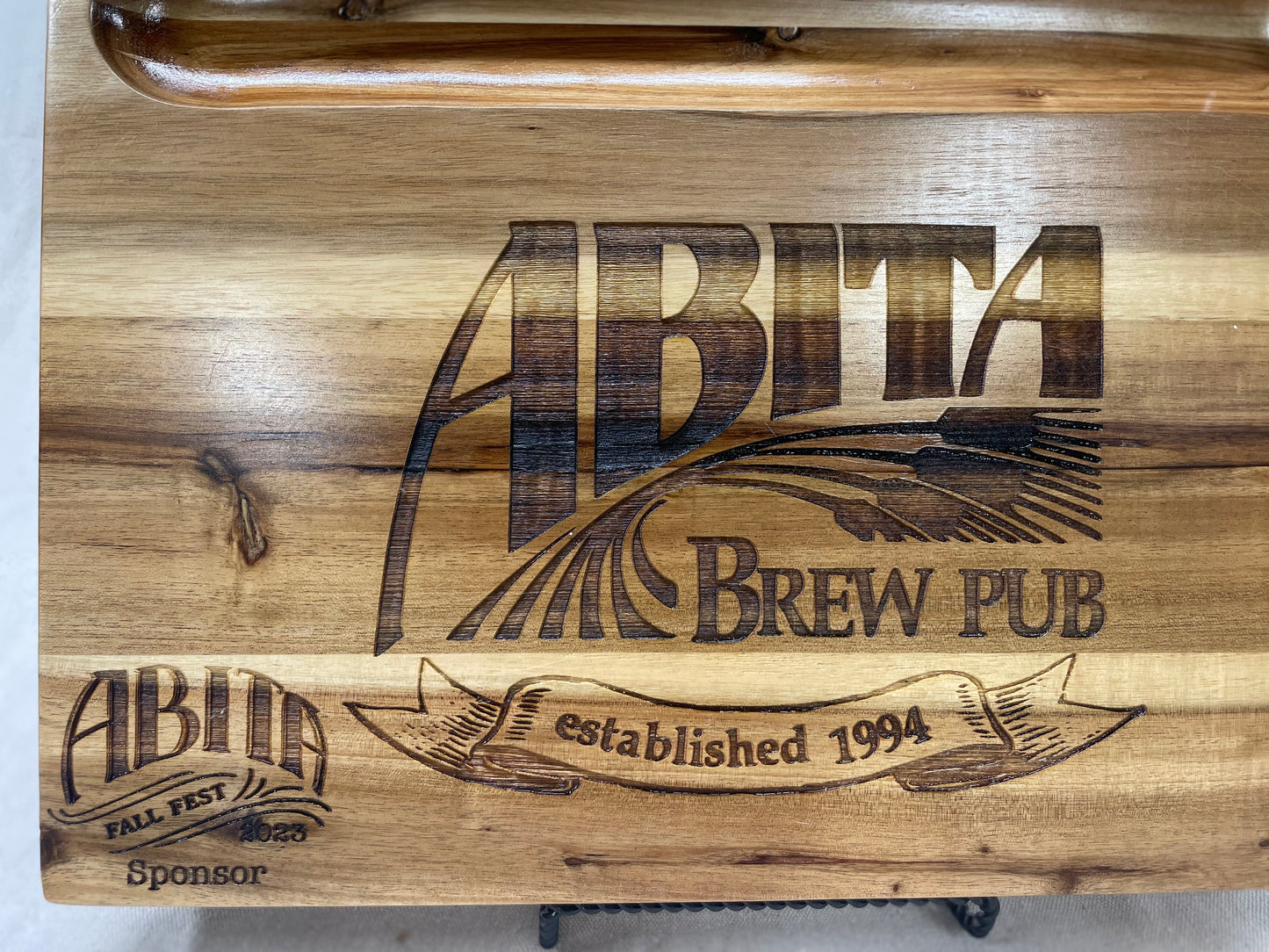 Custom engraved wood cutting/serving/display board with cracker/dip tray