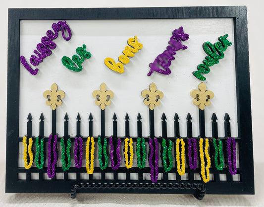 Laissez les bon temps rouler - Hang your Beads shelf sitter